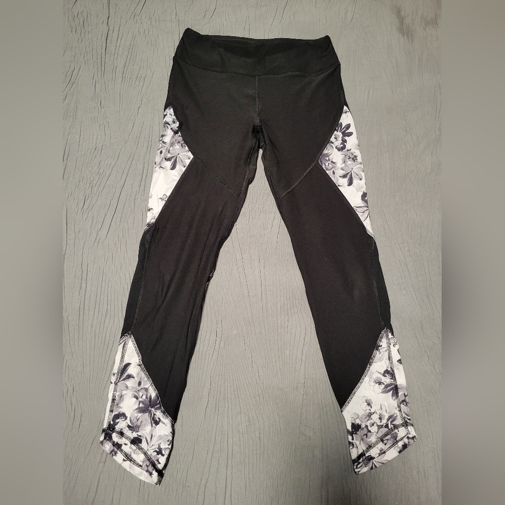N.Y.L. Women's Black Exercise Pants with Flower Pattern Accents